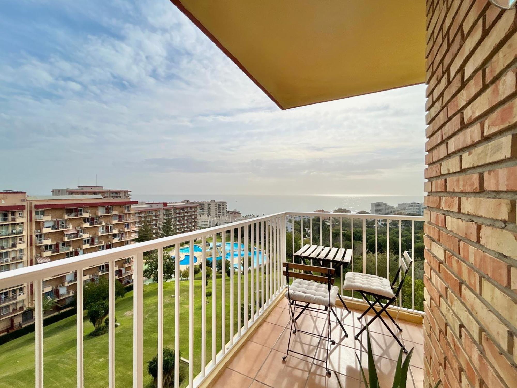 Acogedor Apartamento En Benalmadena Vistas Eksteriør bilde